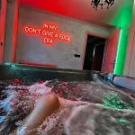 Golden Fish In Jungle Jacuzzi Sauna * Sarajevo