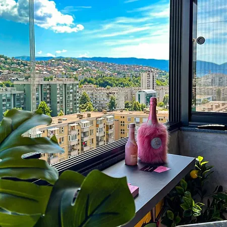 Golden Fish In Jungle Jacuzzi Sauna 아파트