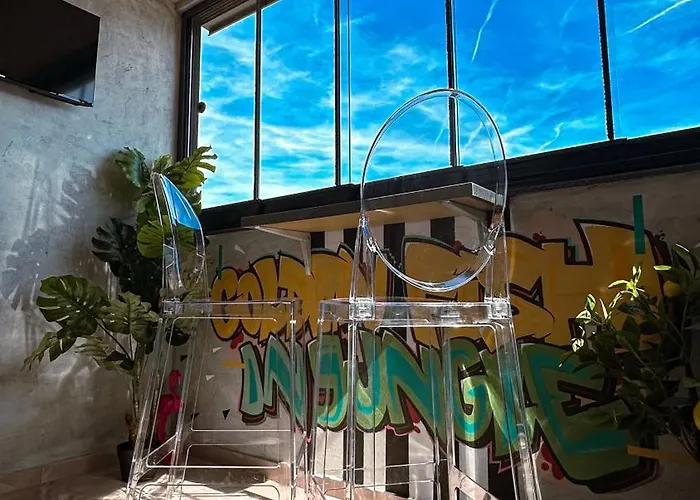 Golden Fish In Jungle Jacuzzi Sauna Apartman