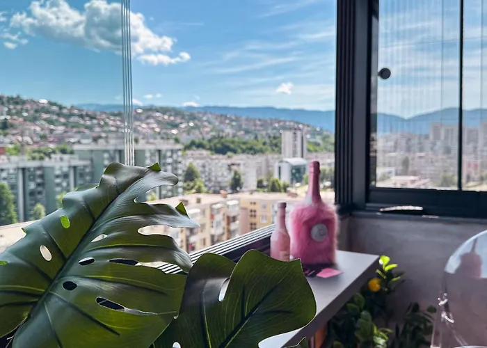 Golden Fish In Jungle Jacuzzi Sauna Apartman *