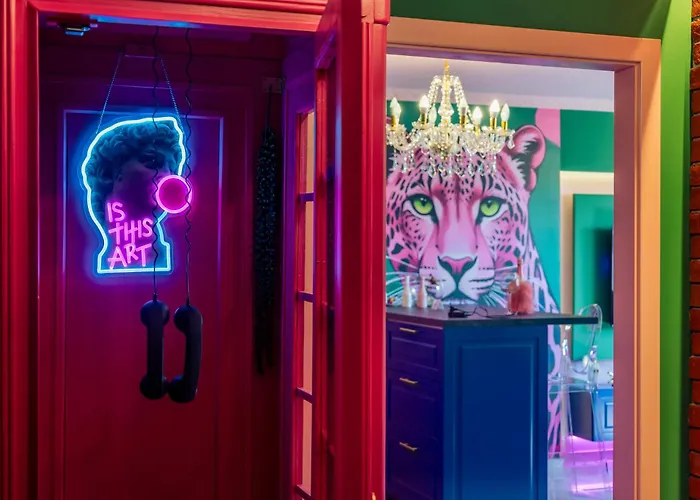 Golden Fish In Jungle Jacuzzi Sauna Apartman Szarajevó